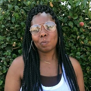 Meet your Posher, Regina